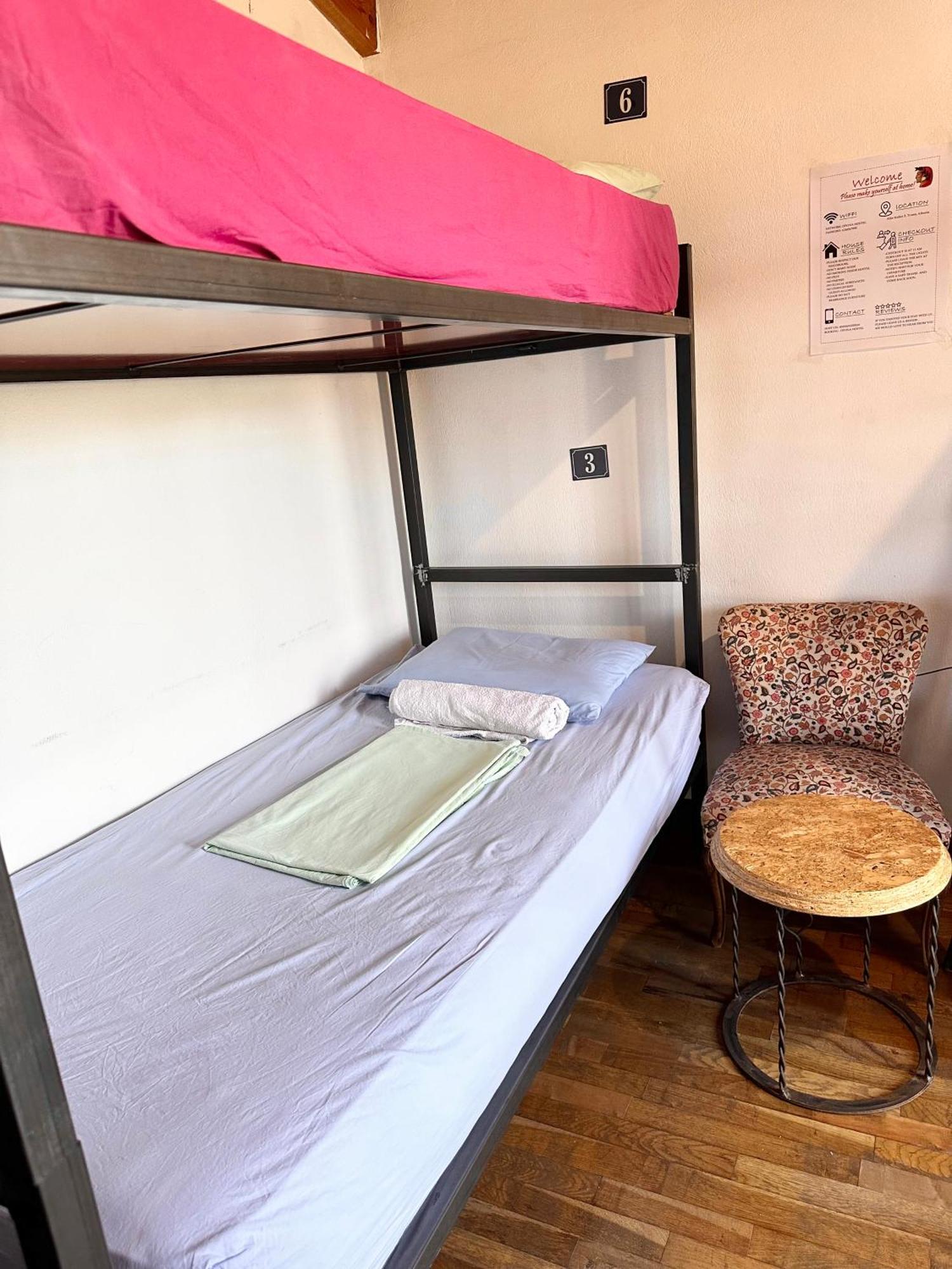 Divina Hostel Tirana Exterior photo